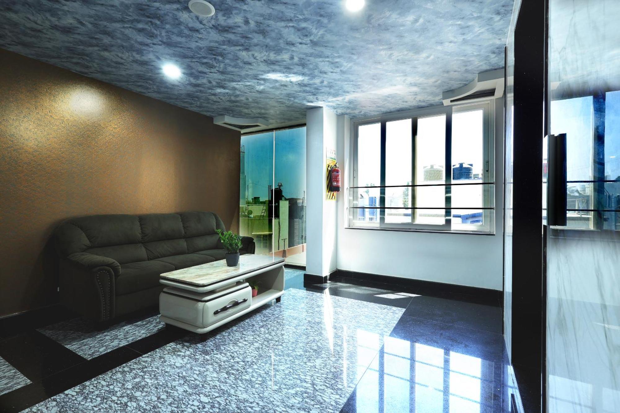 Hello Inn By Vyda Bangalore Exterior photo