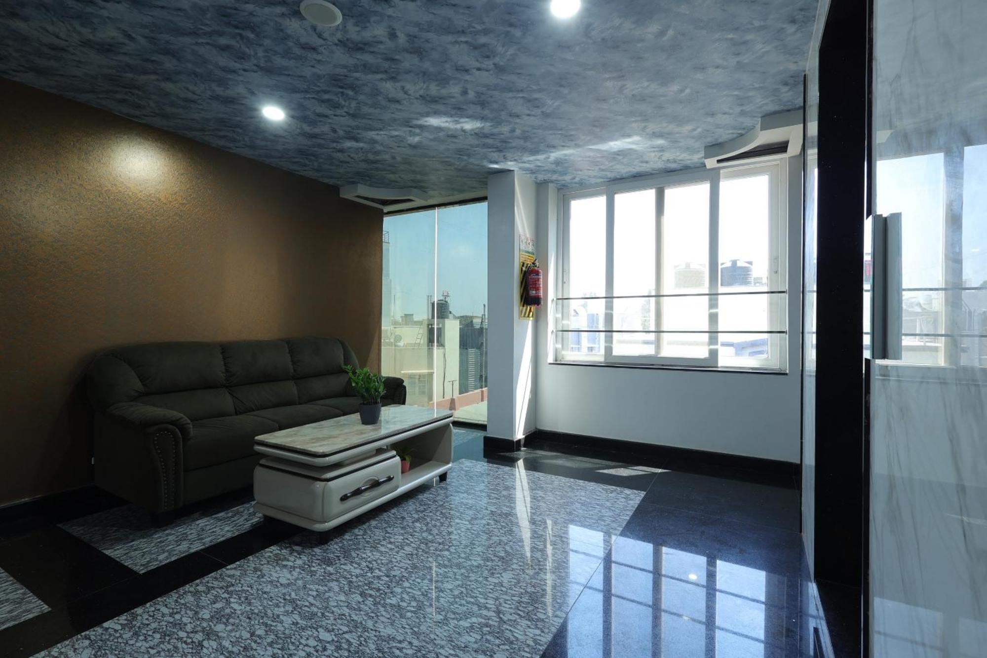 Hello Inn By Vyda Bangalore Exterior photo
